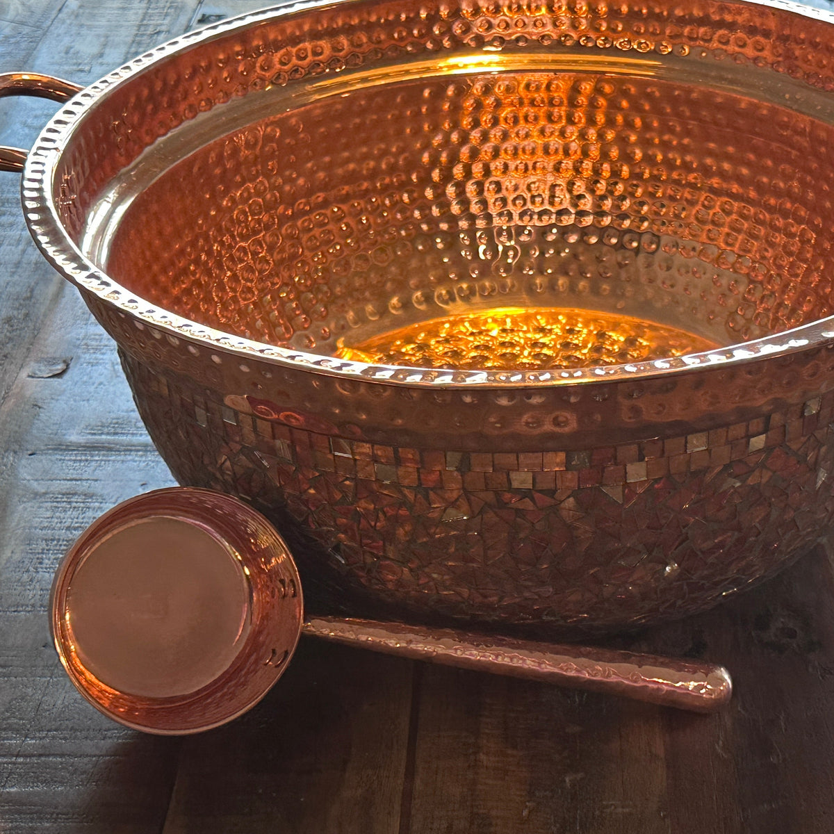 Hand-Hammered Copper Mosaic Foot bath Bowl with Lip and Free Copper Ladle**